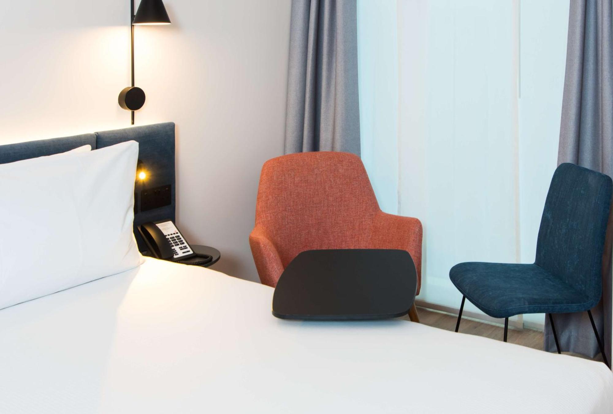 Hampton By Hilton Park Royal Hotel 3*