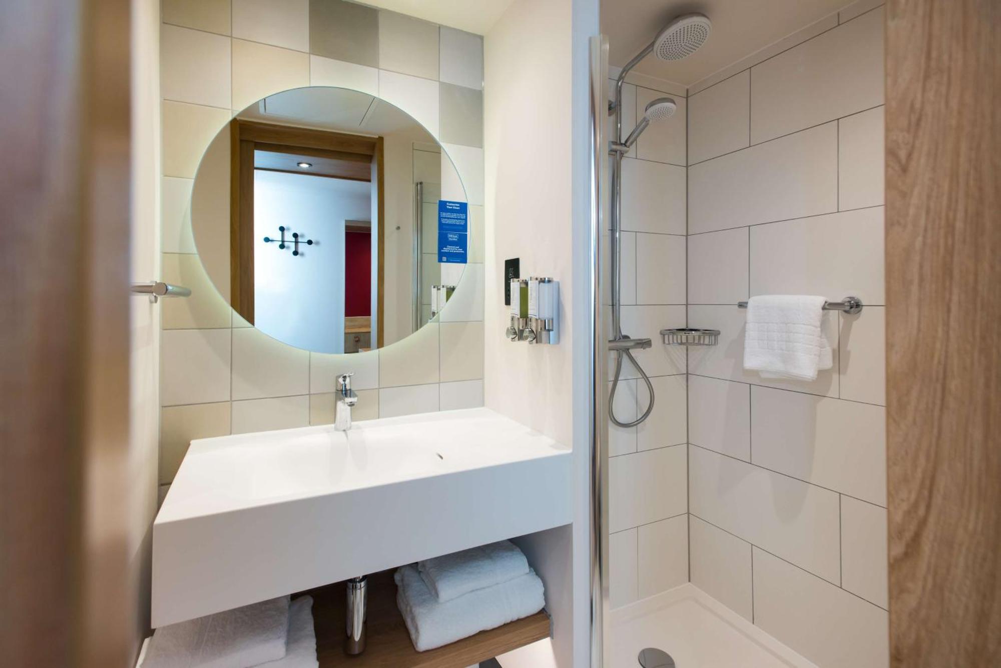 Hotel Hampton By Hilton Park Royal Londres