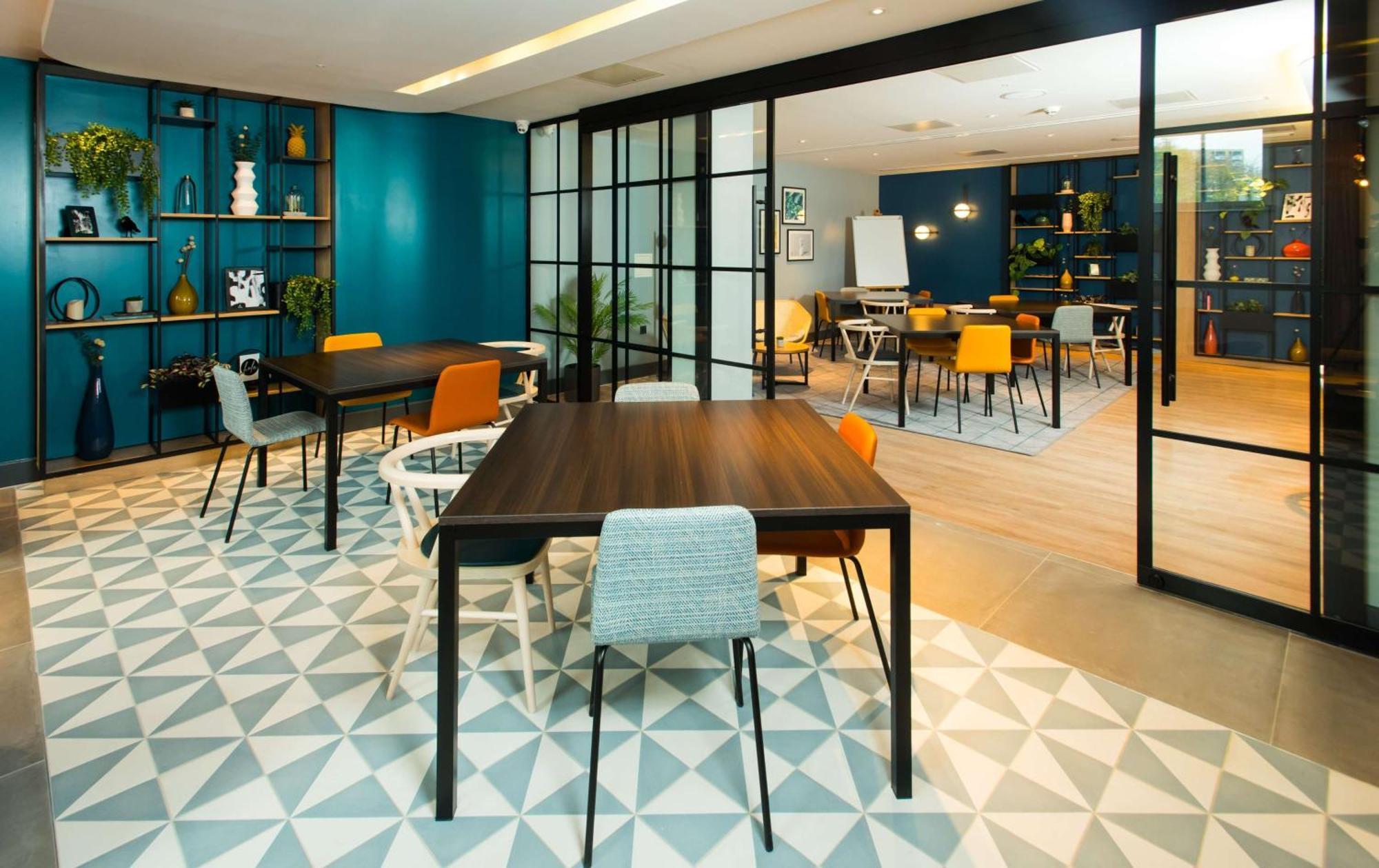 Hampton By Hilton Park Royal Londres