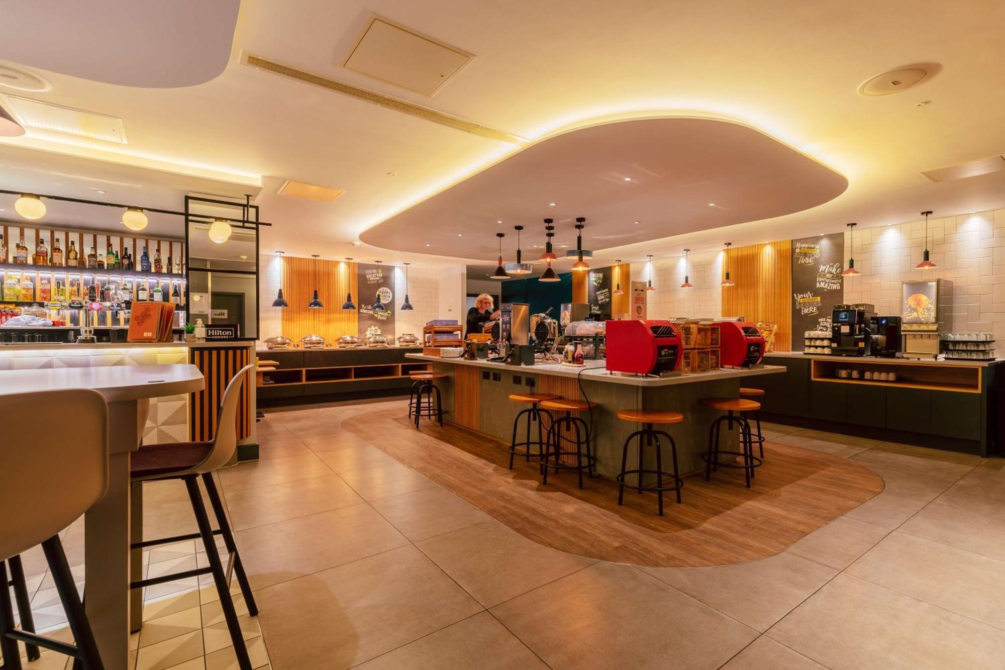 Hampton By Hilton Park Royal Londres