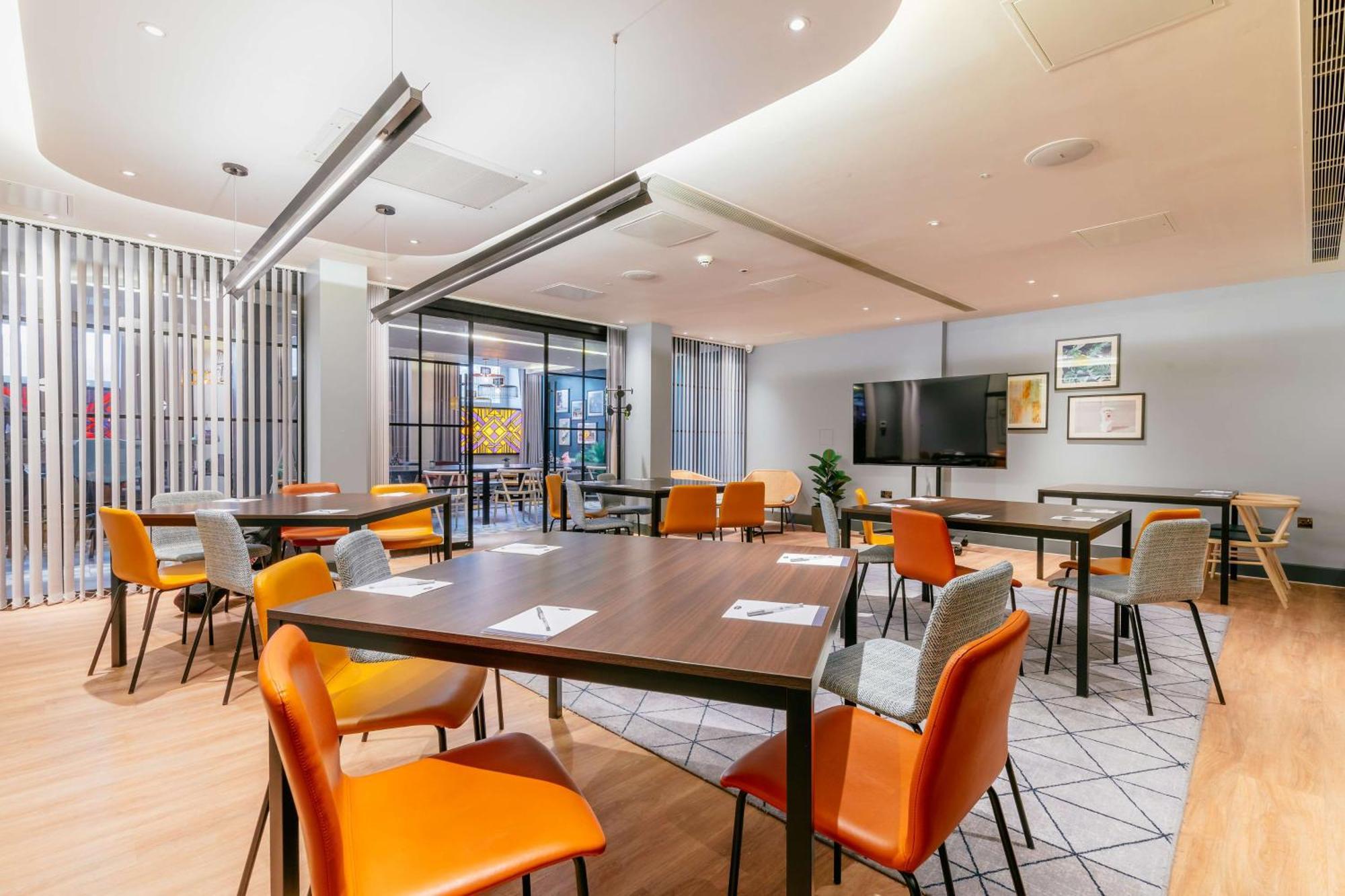 Hampton By Hilton Park Royal Hotel