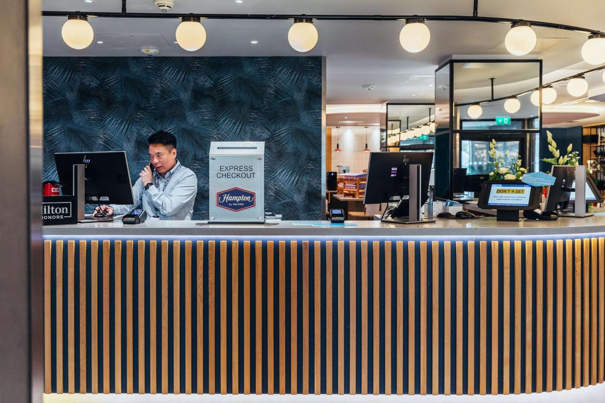 Hampton By Hilton Park Royal Londres