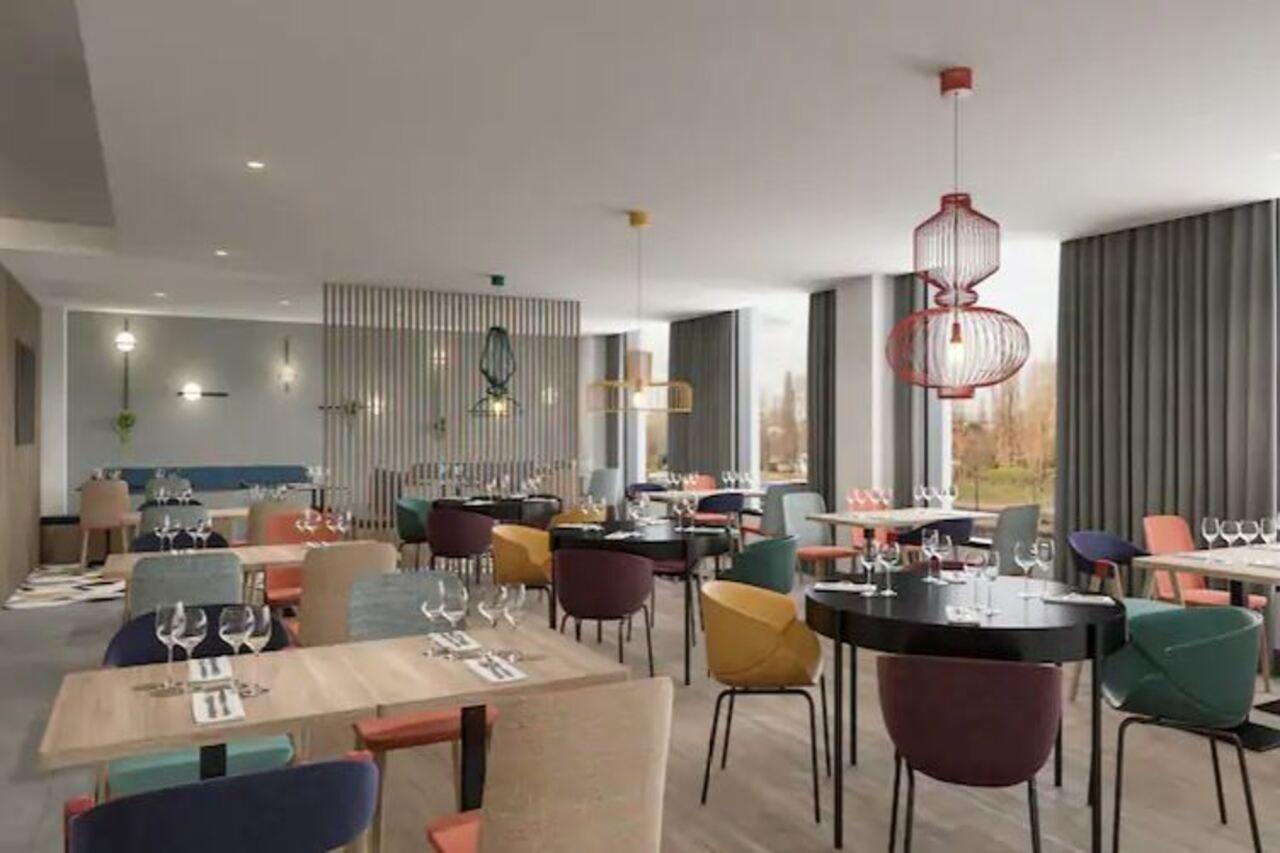 Hotel Hampton By Hilton Park Royal 3*