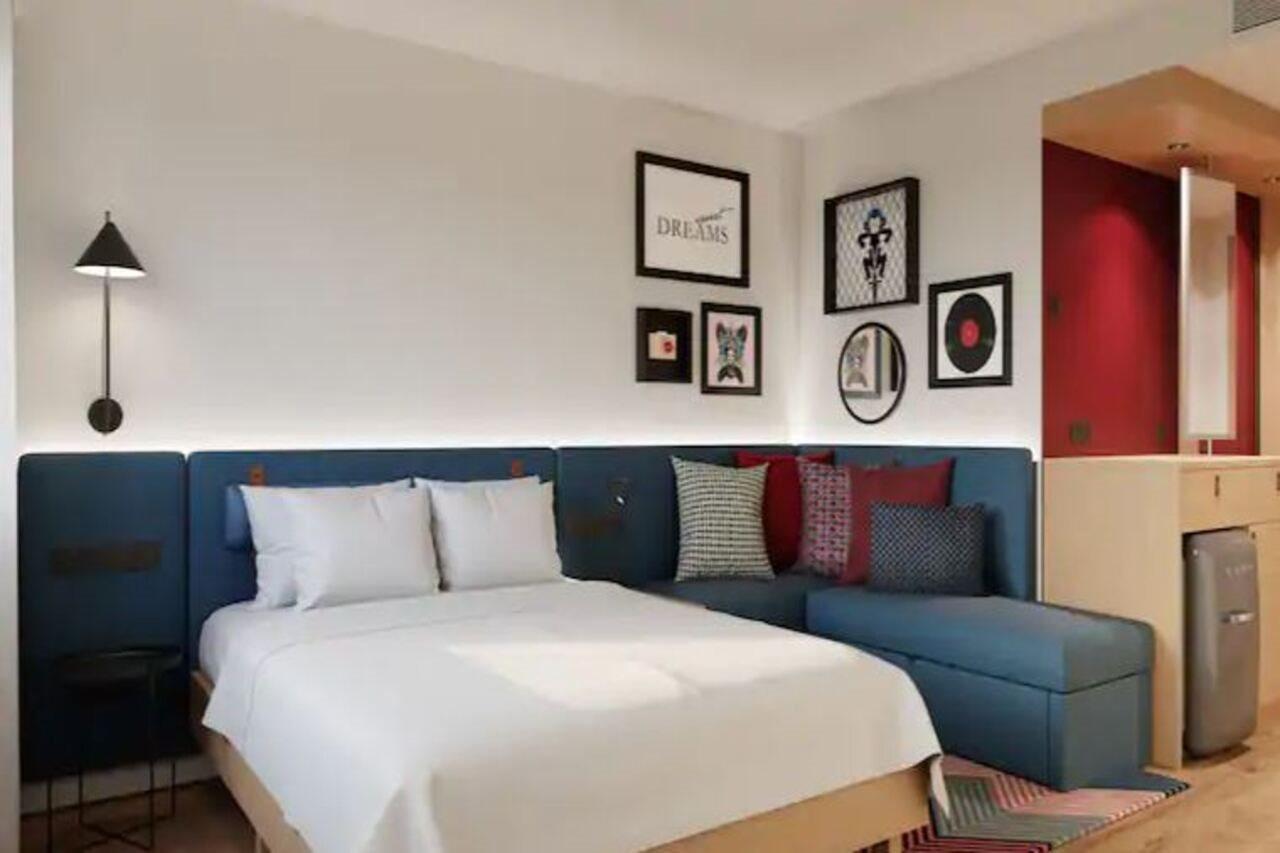 Hotel Hampton By Hilton Park Royal 3*